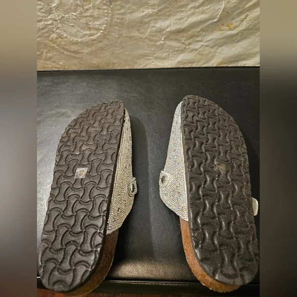 Sparkling Fashion Shoes - Picture 5 of 5